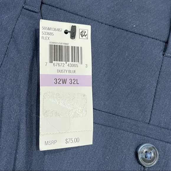 Van Heusen Pants - Picture 7 of 7